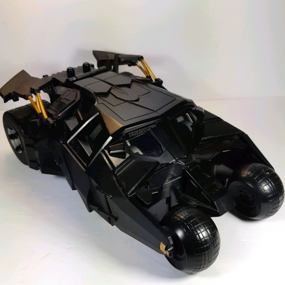 Batman Dark Knight stealth launch batmobile.